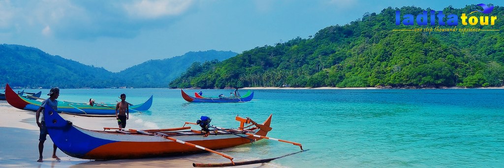 PAKET WISATA Teluk Kiluan Dari Jakarta